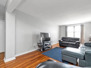 83-40 Austin St, Unit 112 in Queens, NY - Building Photo - Building Photo