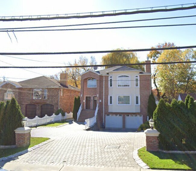 764 Edgewater Ave Rentals in Ridgefield, NJ