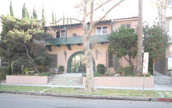 152 S Maple Dr in Beverly Hills, CA - Building Photo - Building Photo