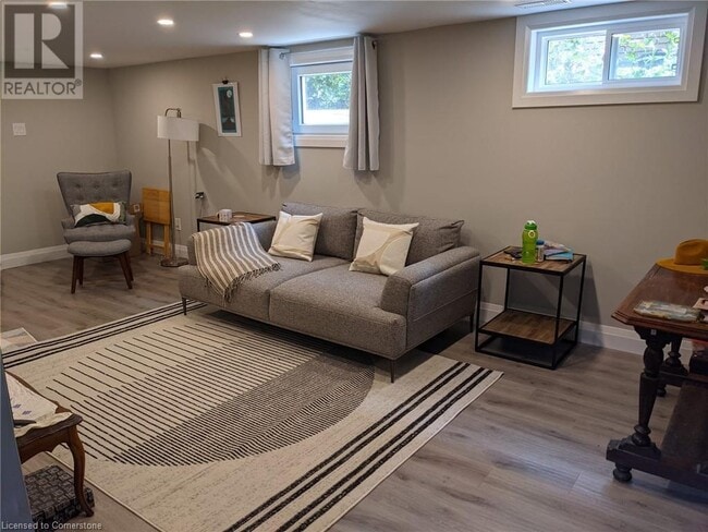 property at 192 Glen Rd