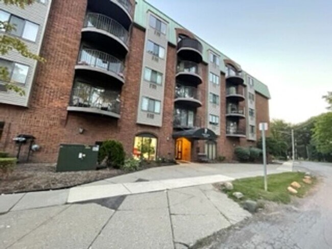 property at 35300 Woodward Ave