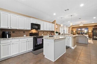 18123 Almond Place Lane in Richmond, TX - Building Photo - Building Photo