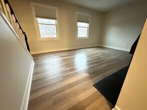 1919 Finchley Ct in Schaumburg, IL - Building Photo - Building Photo