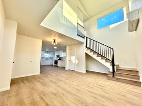 3248 Evelyn Ave, Unit A in Rosemead, CA - Foto de edificio - Building Photo