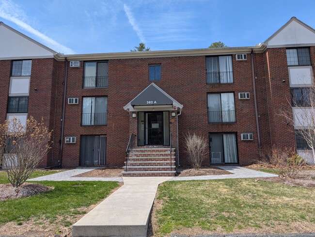 382 Great Rd, Unit A204 in Acton, MA - Building Photo - Building Photo