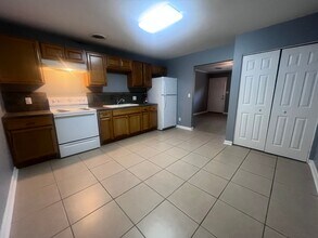 4300 Lovelaceville Rd in Paducah, KY - Building Photo - Building Photo