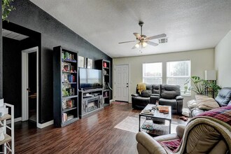 120 Rob Ln in Edmond, OK - Building Photo - Building Photo