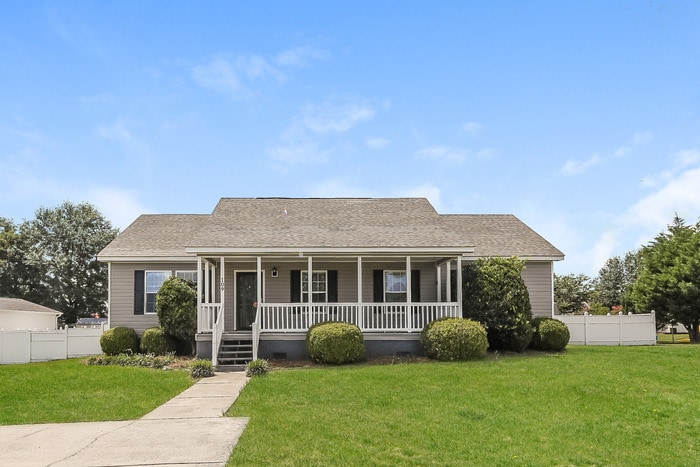 109 Hillmont Ct in Conway, SC - Foto de edificio