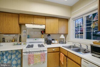 1629 Fitzgerald Ln in Alexandria, VA - Building Photo - Building Photo