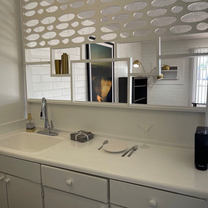 301 W Helen St in Tucson, AZ - Building Photo