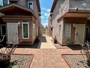 3932 Hamilton St in San Diego, CA - Building Photo - Building Photo