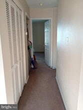 10 Maynard Dr in Gloucester Township, NJ - Building Photo - Building Photo