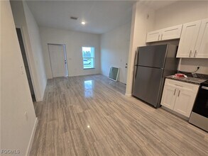 2822 19th St SW in Lehigh Acres, FL - Building Photo - Building Photo