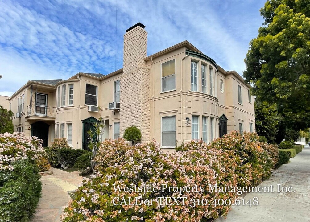 9911 Durant Dr in Beverly Hills, CA - Building Photo