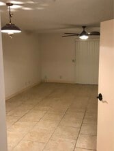 2110 NE 38th Ave in Ocala, FL - Foto de edificio - Building Photo