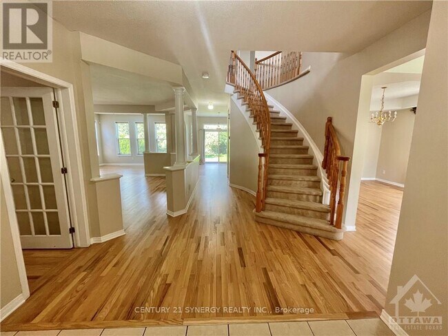 149 Insmill Crescent in Ottawa, ON - Building Photo - Building Photo