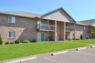 River Ridge Apartments in Wausau, WI - Building Photo - Building Photo