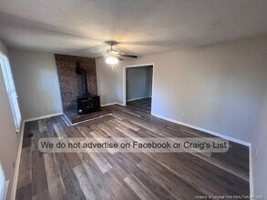 424 Shoreline Dr in Fayetteville, NC - Building Photo - Building Photo