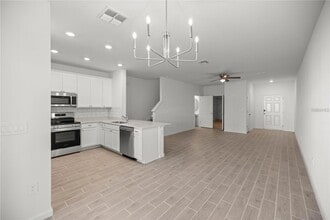 3632 SE 37th Ct in Ocala, FL - Foto de edificio - Building Photo