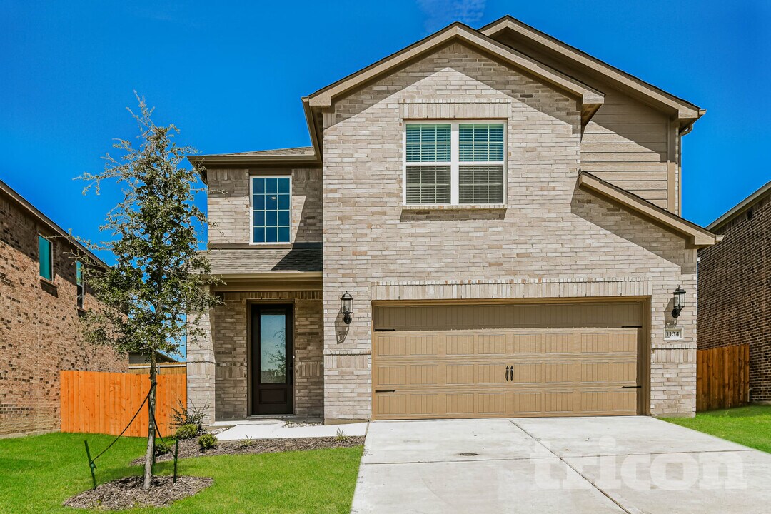 1104 Dye Blvd in Princeton, TX - Foto de edificio