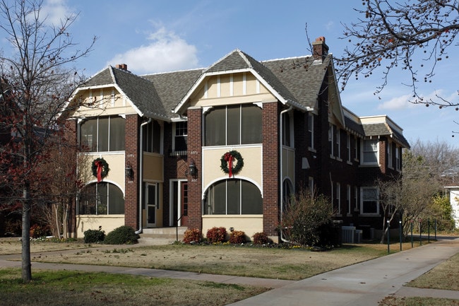 507-509 NW 19th St in Oklahoma City, OK - Foto de edificio - Building Photo