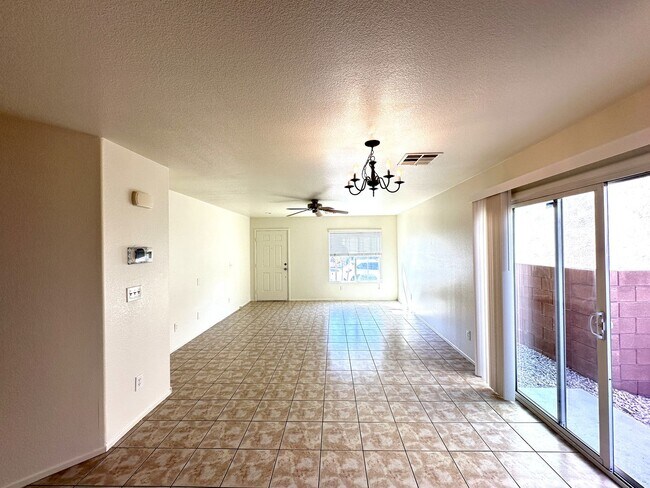430 Brompton St in Las Vegas, NV - Foto de edificio - Building Photo