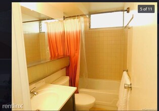 1060 Kamehameha Hwy-Unit -Apt 704B in Pearl City, HI - Building Photo - Building Photo