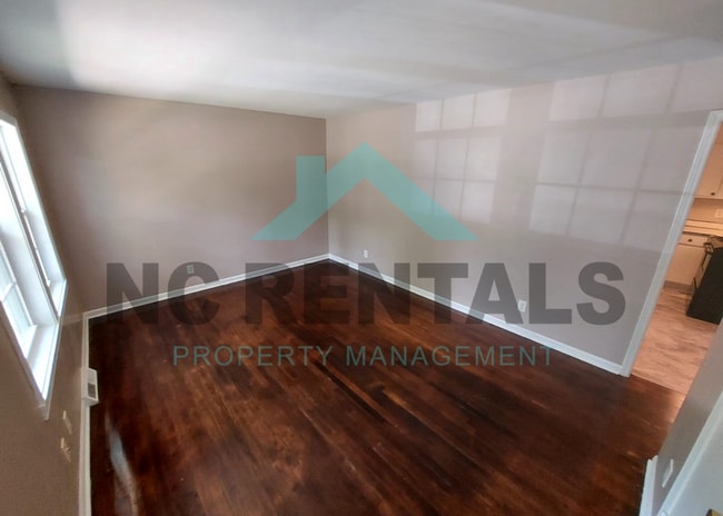 829 Holt Ave in Greensboro, NC - Building Photo - Building Photo