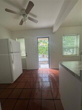 1421 SW 37th Ave in Miami, FL - Building Photo - Building Photo