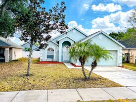 2038 Black Hawk St in Clermont, FL - Building Photo