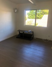 6 Jones Pl in San Rafael, CA - Foto de edificio - Building Photo