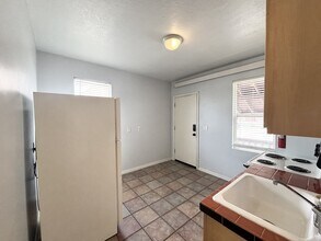 517 S 500 E in Salt Lake City, UT - Building Photo - Building Photo