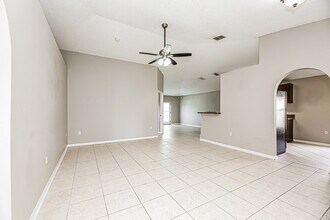 12607 Reeding Ridge Dr N in Jacksonville, FL - Foto de edificio - Building Photo