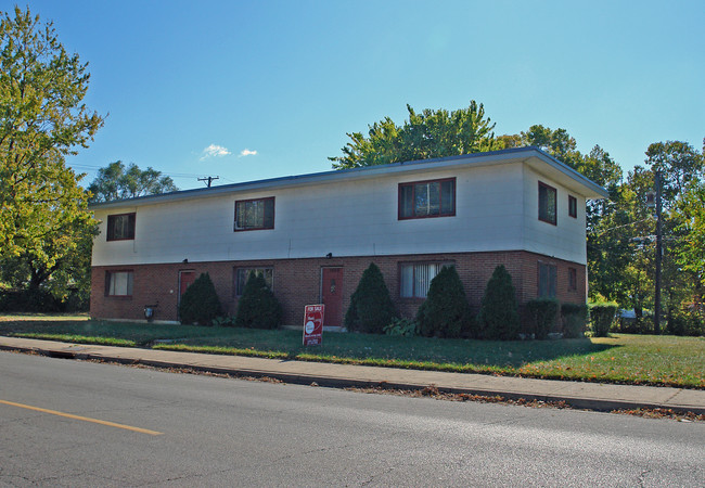 1400 W Stewart St in Dayton, OH - Building Photo - Building Photo