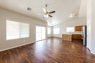 6531 W Hess St in Phoenix, AZ - Building Photo - Building Photo