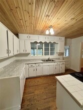 1016 NE 6th St in Ocala, FL - Building Photo - Building Photo