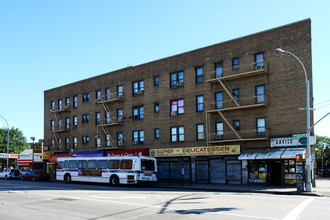 4217-4227 College Point Blvd in Flushing, NY - Building Photo - Building Photo