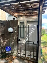7918 Prestwood Dr in Houston, TX - Building Photo - Building Photo