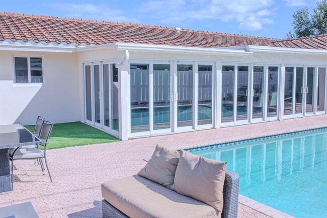 property at 2730 NE 40th Ct