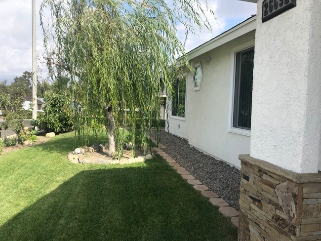 26692 Sinforosa Dr, Unit 3 in Mission Viejo, CA - Foto de edificio - Building Photo