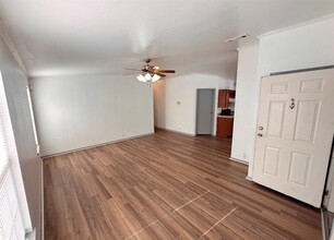 9507 Klondike St in Houston, TX - Building Photo - Building Photo