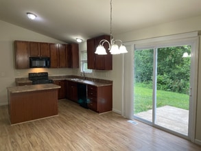 60 Westhampton Ct in Troy, MO - Building Photo - Building Photo