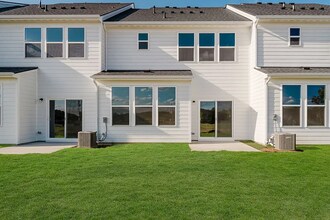 7331 Shroyer Wy in Noblesville, IN - Building Photo - Building Photo