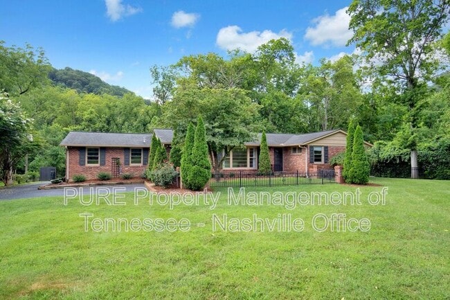 property at 6541 Jocelyn Hollow Rd