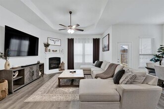 3027 Moccasin Ln in Providence Village, TX - Building Photo - Building Photo