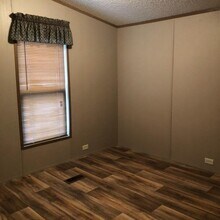 200 Falcon Dr in Troy, AL - Building Photo - Building Photo