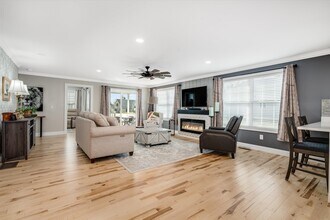 1 Mulberry Ln in Hooksett, NH - Building Photo - Building Photo