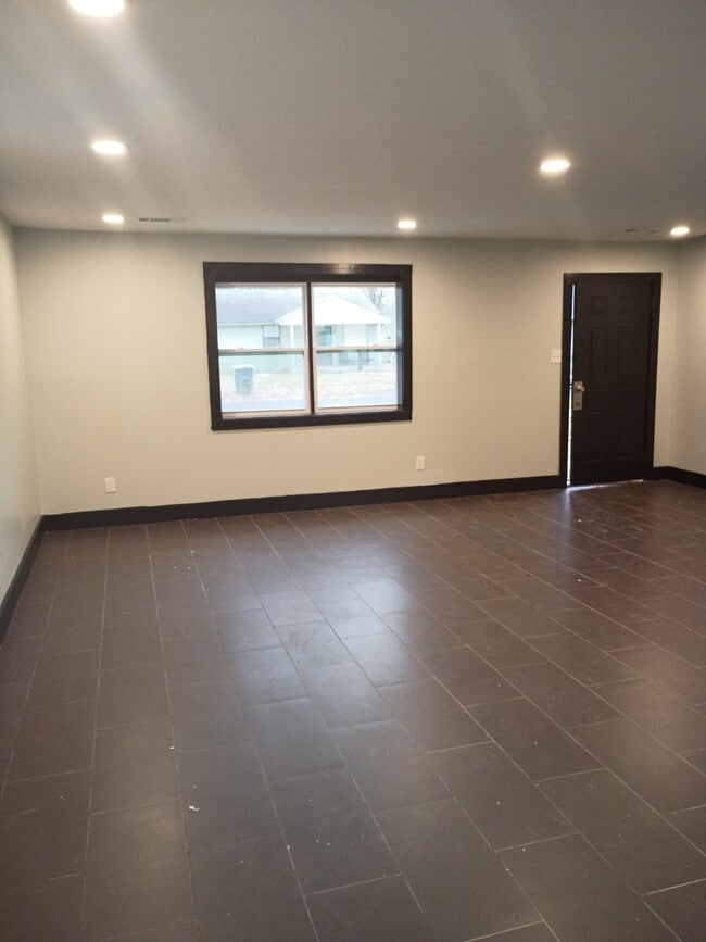 1796 Wildrose St in Memphis, TN - Building Photo - Building Photo