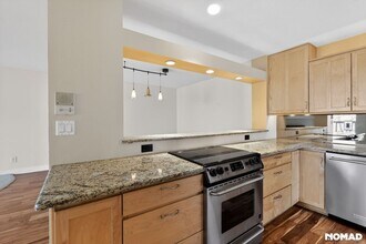 6305 W 6th Ave in Denver, CO - Foto de edificio - Building Photo