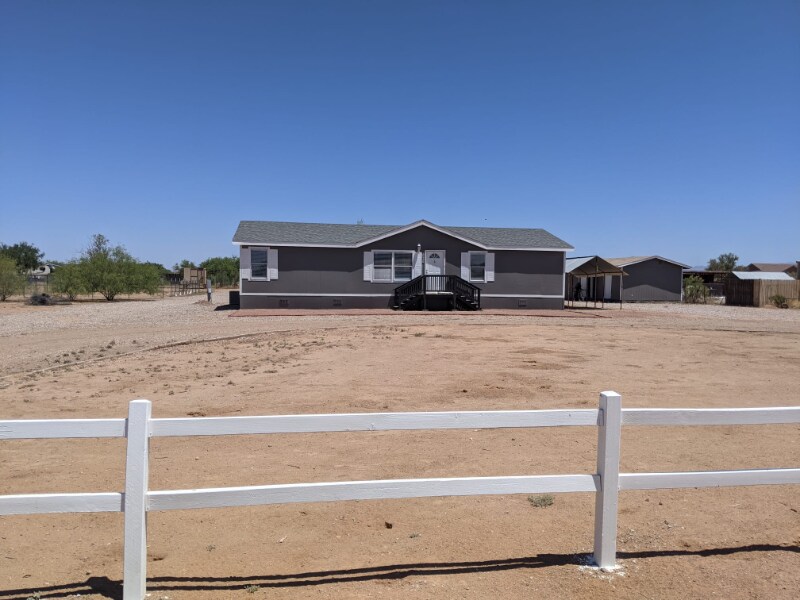 10438 E Bella Ln in San Tan Valley, AZ - Building Photo